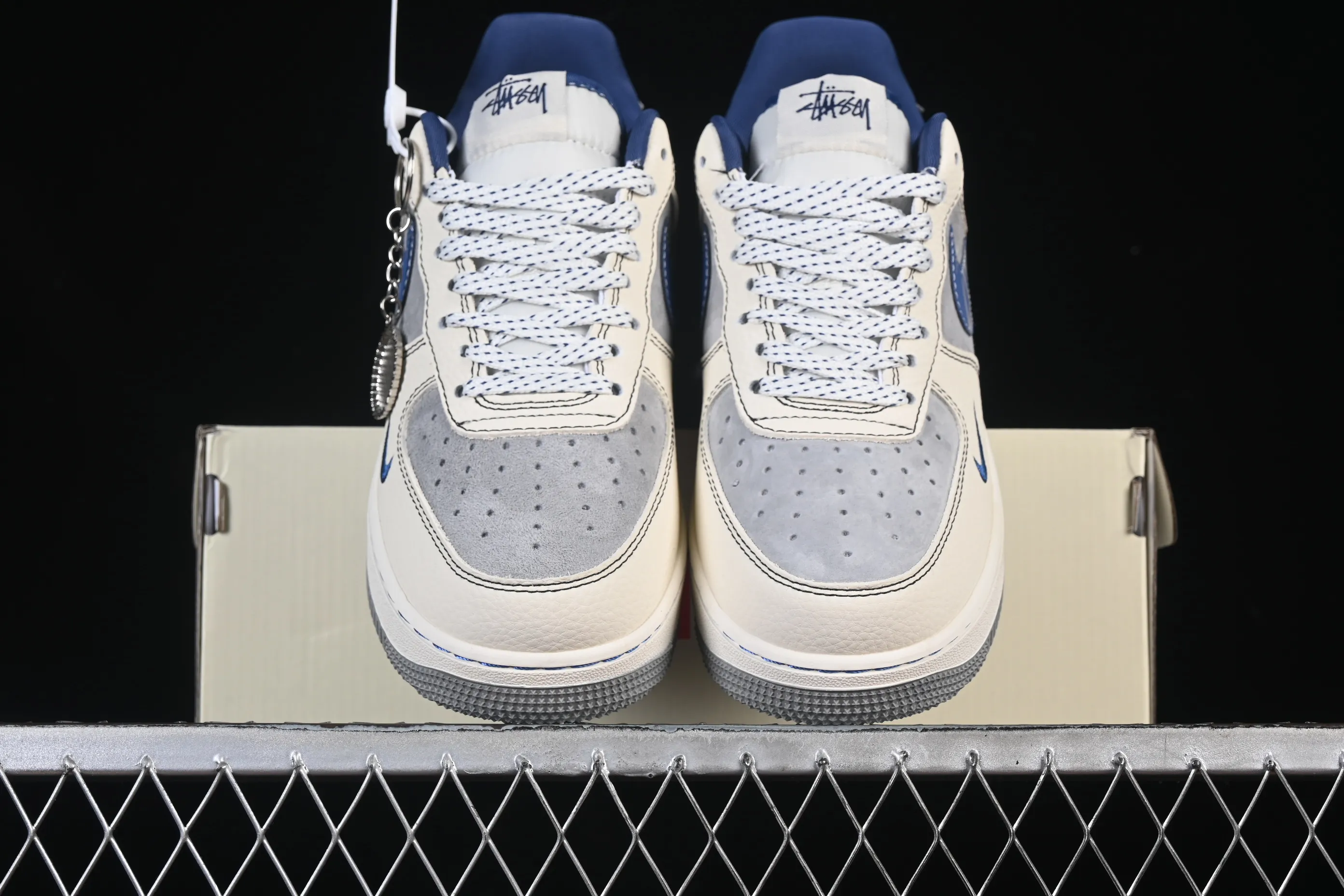 All categories Nk Air Force 1 Air Force series Nk Air Force 1 Low Air Force low-top Nike Air Force 1'07 Low Stussy co-branded double parquet blue hook Air Force 1 low-top casual sneakers XL1979-123